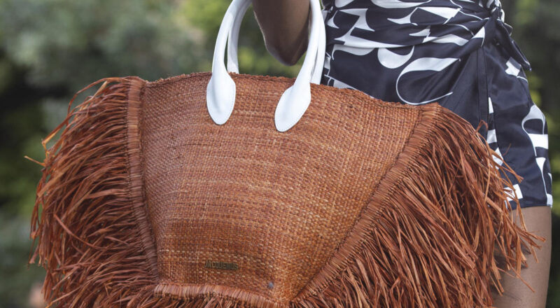 El complemento perfecto para este verano es un bolso panier: cómo elevar tus looks al más puro estilo francés